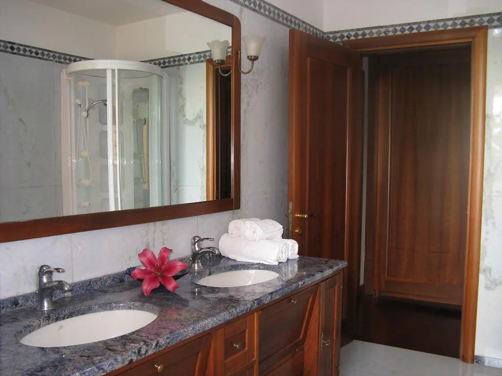 B&B Nelly Lonigo Bed & Breakfast