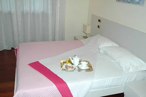 B&B Nelly Lonigo 0*,